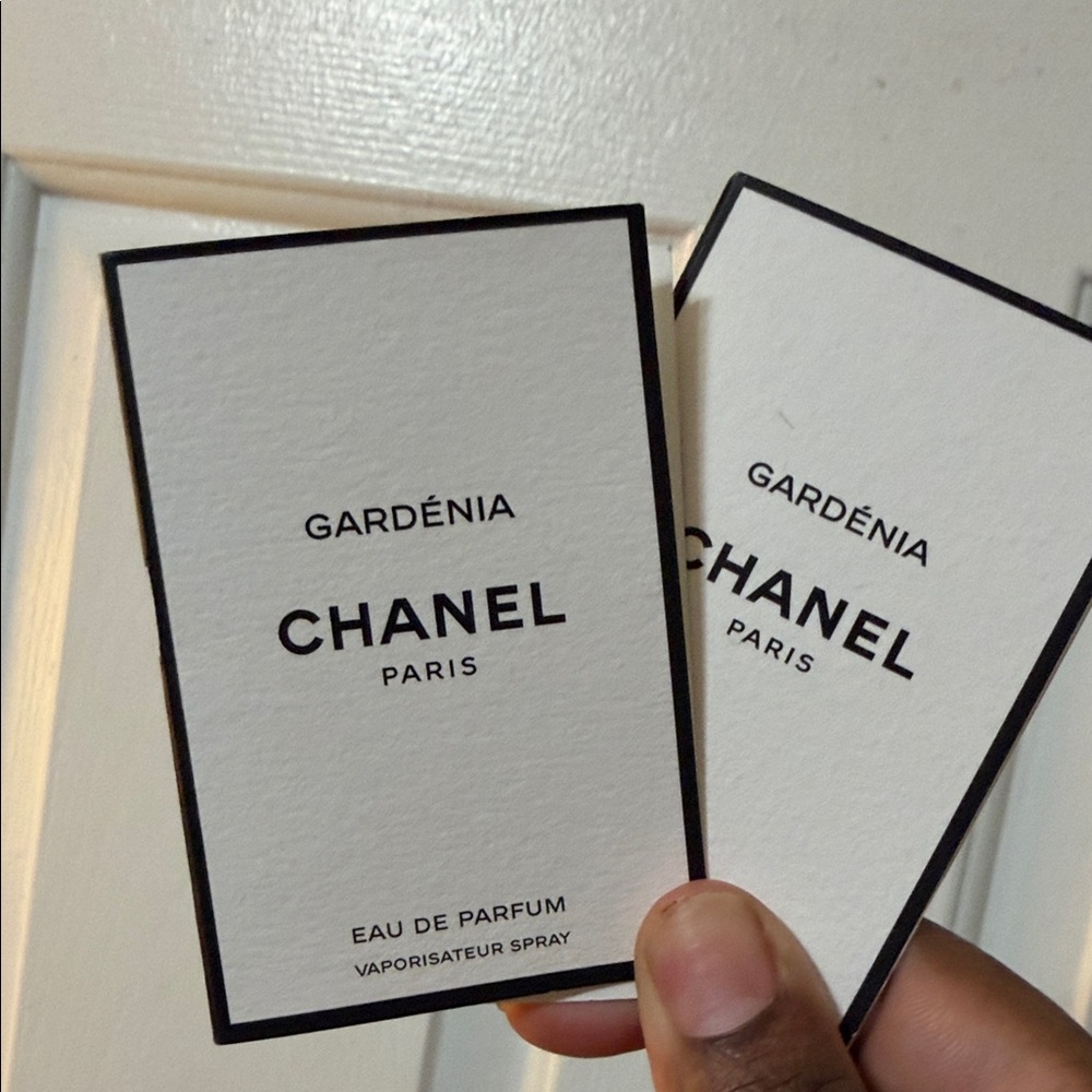 (2) CHANEL Gardénia Eau de Parfum with Black and White Design